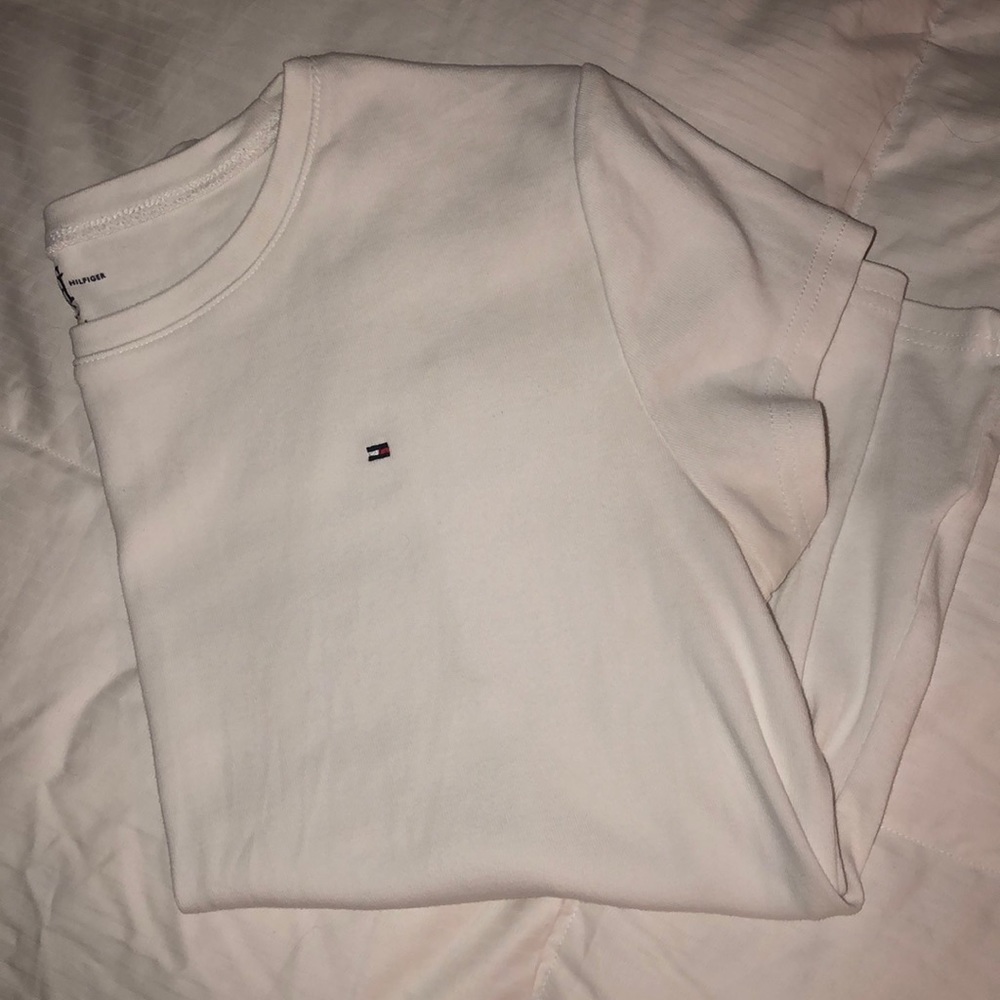 Tommy Hilfiger white tee